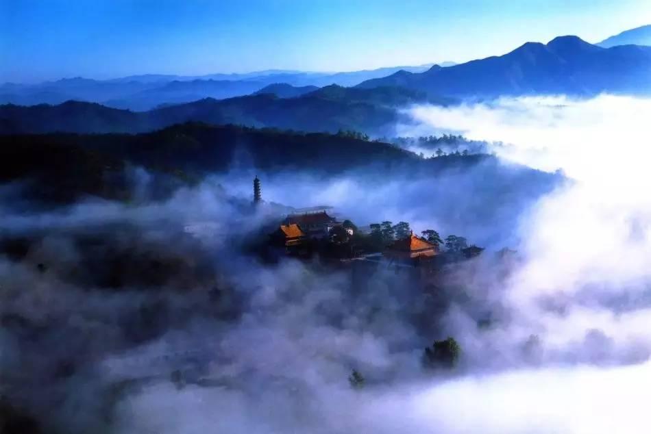 三个人在三年里陆续跟我表白怎么办？游戏画面